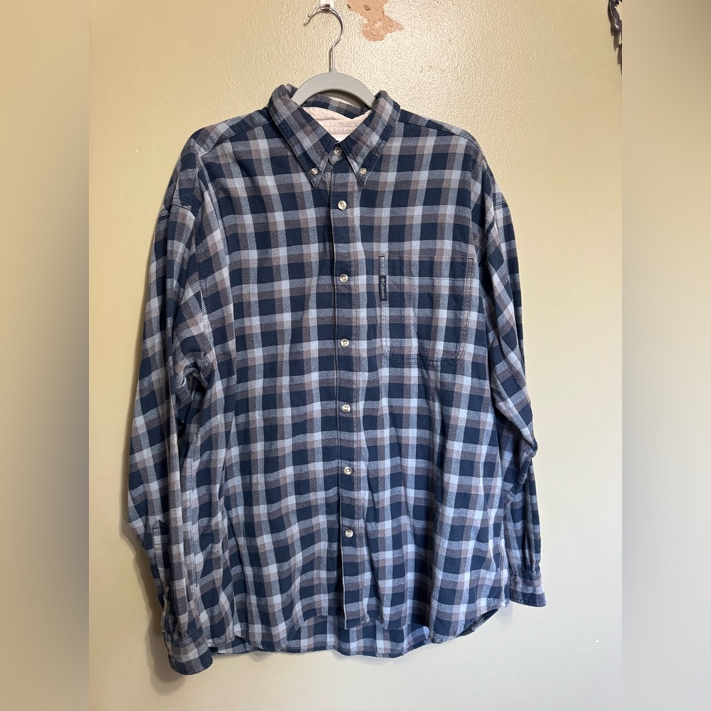 Columbia‎ men's flannel button-down shirt in a multi-colored plaid, Size XXL